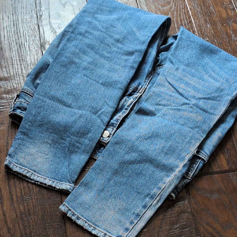 ALTAR'D STATE I Distressed Ripped Light Wash Denim Straight Leg Jeans, 28 - Picture 12 of 16